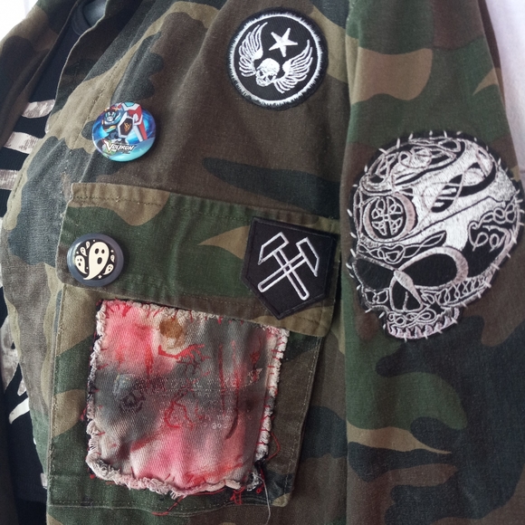 RAGE- OOAK punked out custom army fatigue camo jacket - Picture 7 of 12